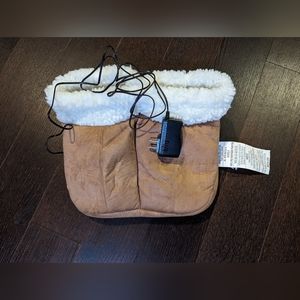 Foot massager & warmer. Never used. OSFA.